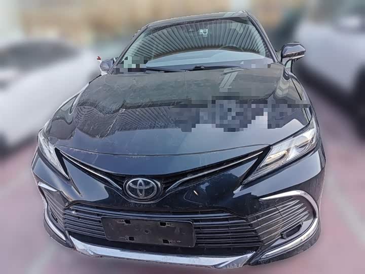 Фото 5 - Toyota Camry