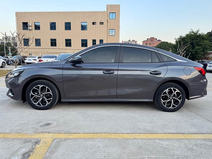 Фото 4 - MG Motor 5