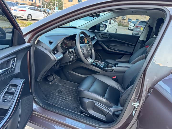 Фото 7 - MG Motor 5