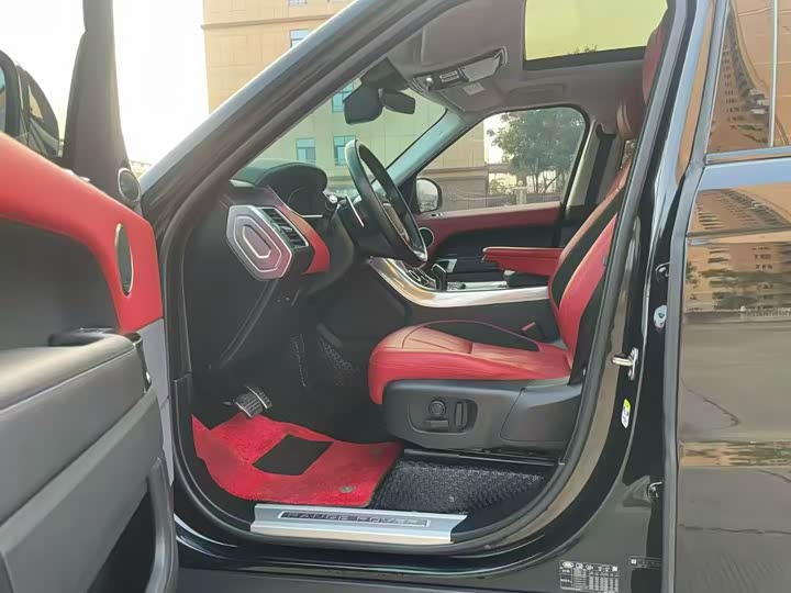 Фото 7 - Land Rover Range Rover Sport