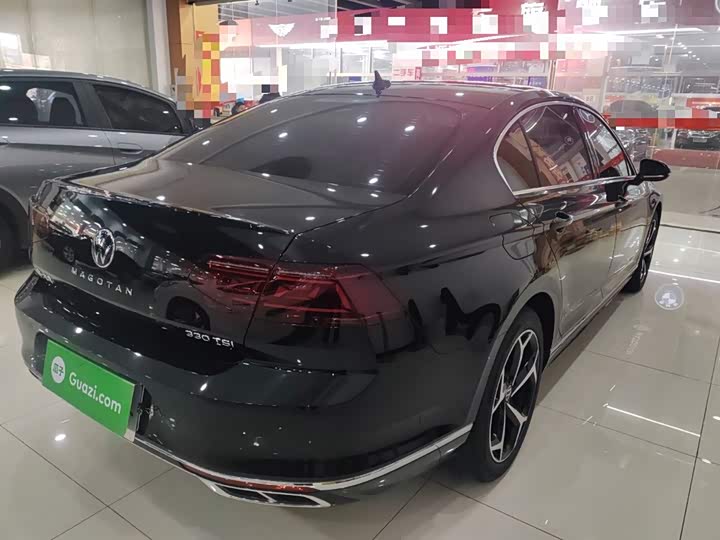 Фото 7 - Volkswagen Magotan