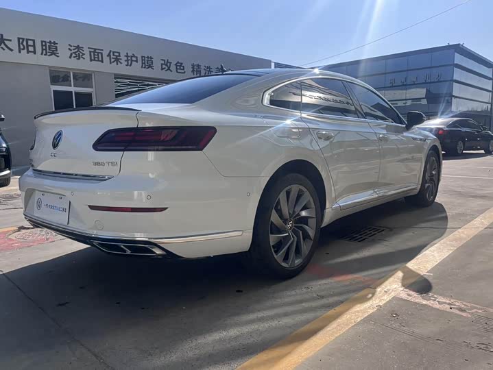 Фото 7 - Volkswagen CC