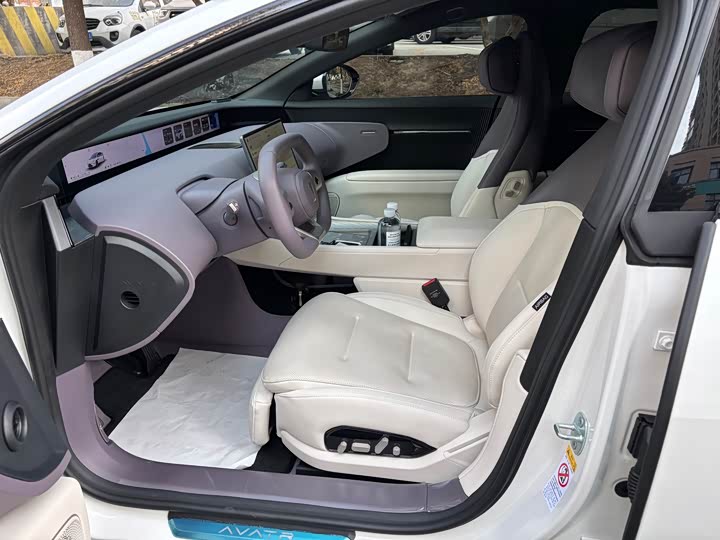 Фото 4 - Avatr 12