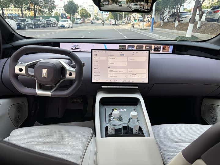 Фото 7 - Avatr 12