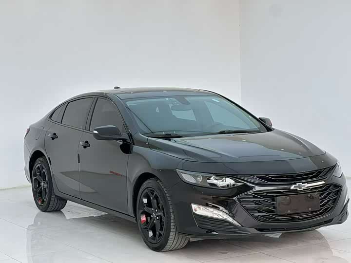 Фото 2 - Chevrolet Malibu XL