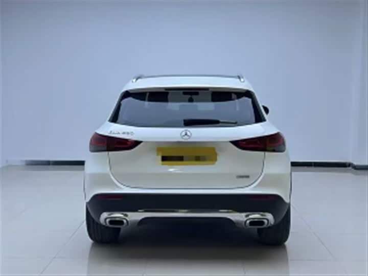 Фото 6 - Mercedes-Benz GLA-Class