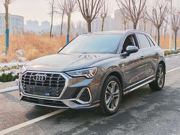 Фото 1 - Audi Q3