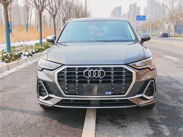Фото 2 - Audi Q3