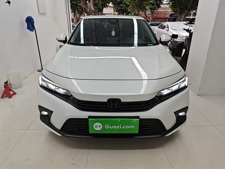 Фото 3 - Honda Civic