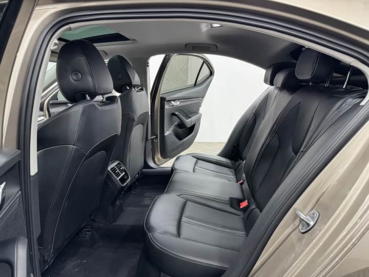 Фото 6 - Skoda Octavia Pro