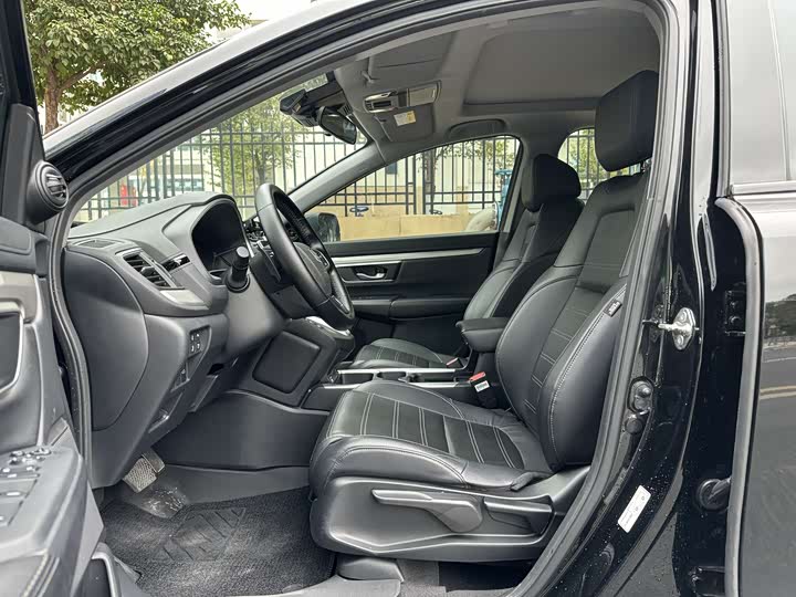 Фото 8 - Honda CR-V