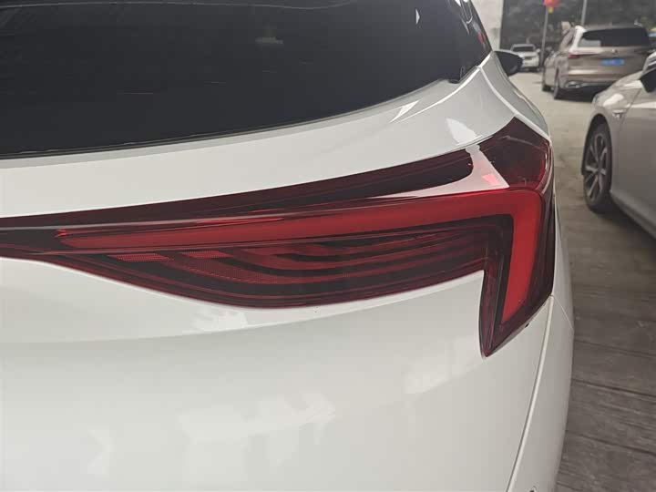 Фото 8 - Buick Velite 6