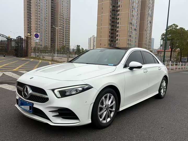 Фото 1 - Mercedes-Benz A-Class