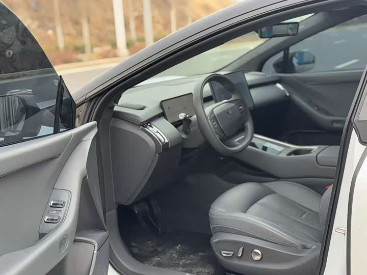 Фото 4 - XPeng F57