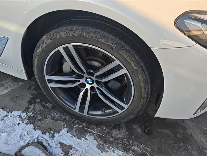 Фото 6 - BMW 5 Series