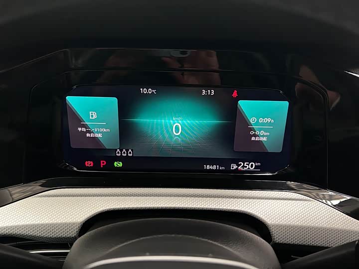 Фото 8 - Volkswagen Golf