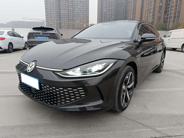 Фото 1 - Volkswagen Lamando L