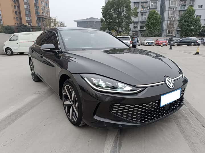 Фото 3 - Volkswagen Lamando L