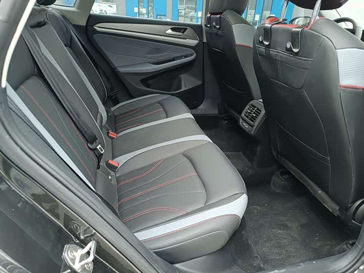 Фото 7 - Volkswagen Lamando L