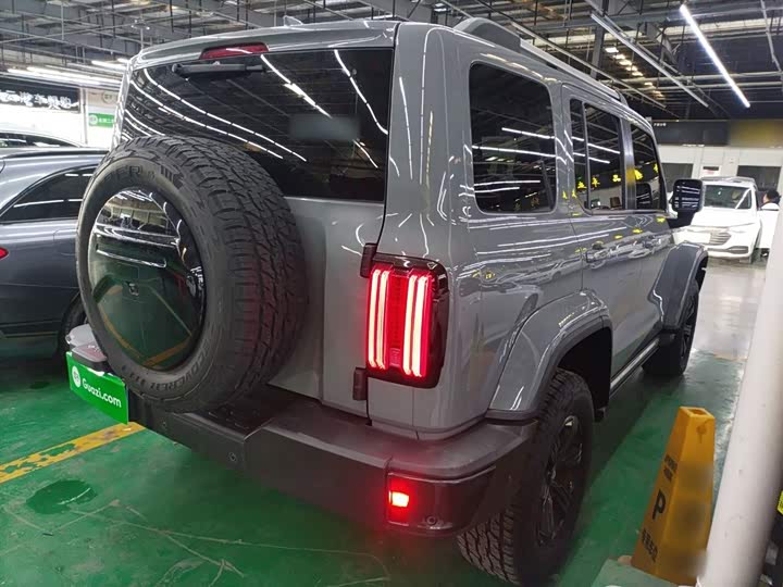 Фото 7 - Tank 300