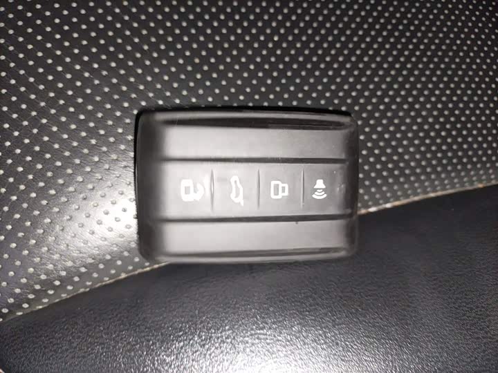 Фото 9 - Tank 300