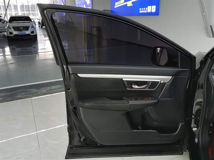 Фото 7 - Honda CR-V