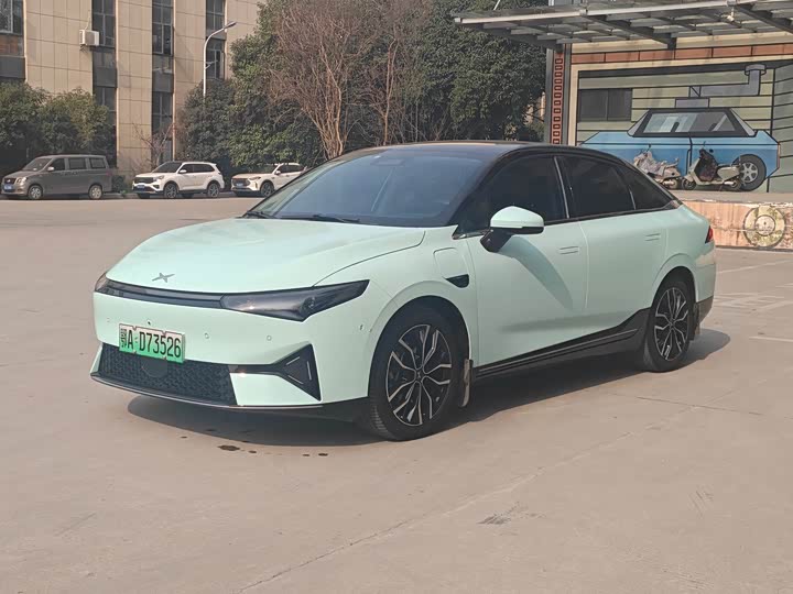 Фото 1 - XPeng P5