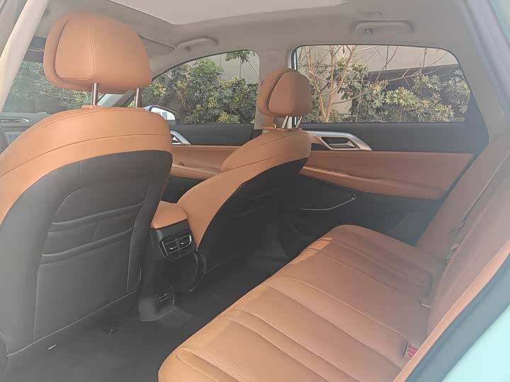 Фото 8 - XPeng P5