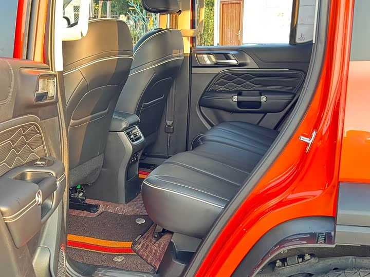 Фото 8 - Tank 300