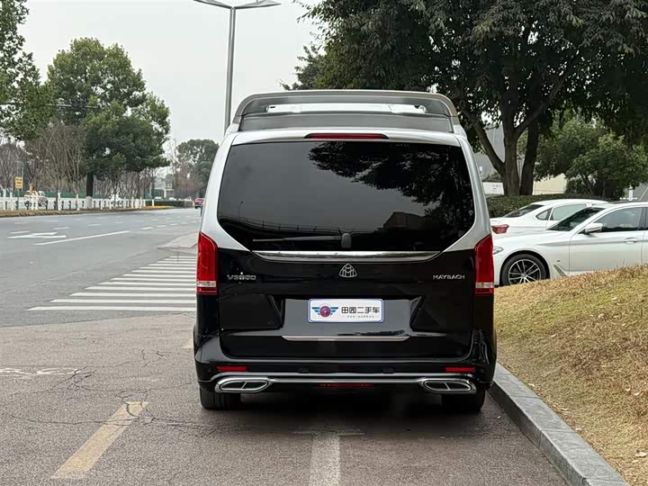 Фото 5 - Mercedes-Benz V-Class