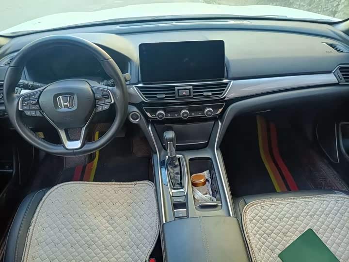 Фото 8 - Honda Inspire