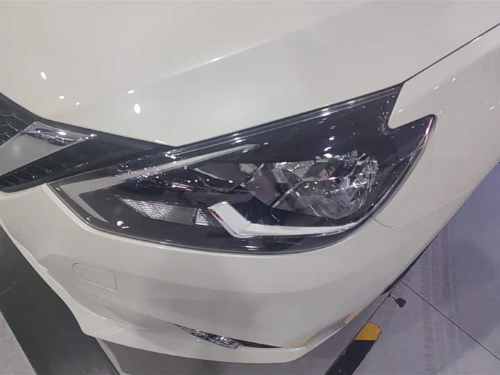 Фото 4 - Nissan Sylphy