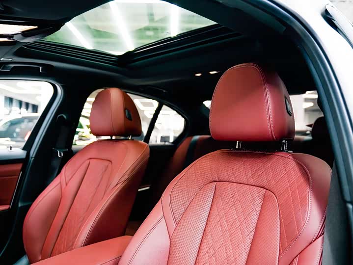 Фото 8 - BMW 3 Series