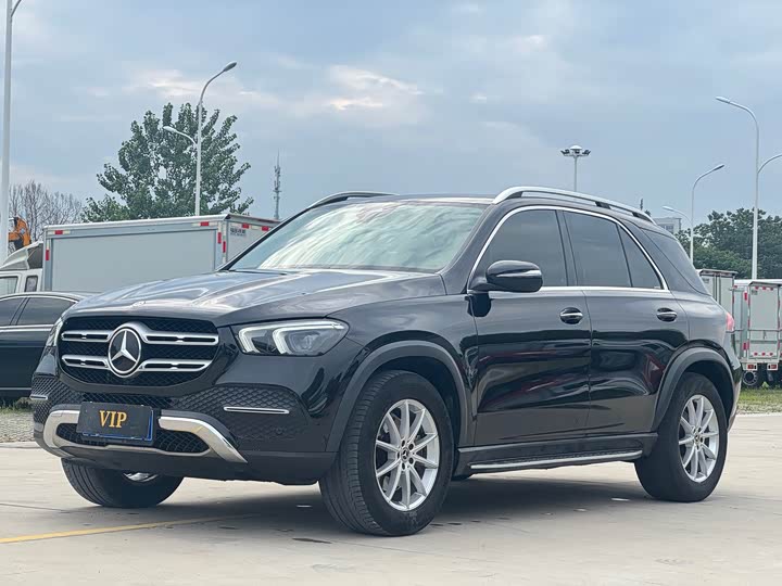 Фото 1 - Mercedes-Benz GLE-Class