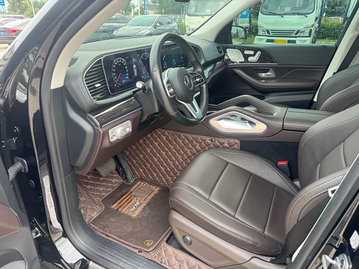 Фото 9 - Mercedes-Benz GLE-Class