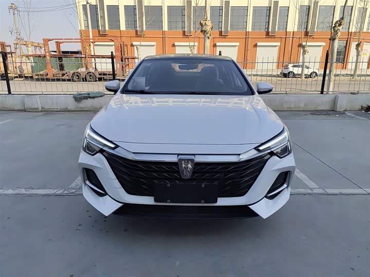 Фото 3 - Roewe i6 Max EV