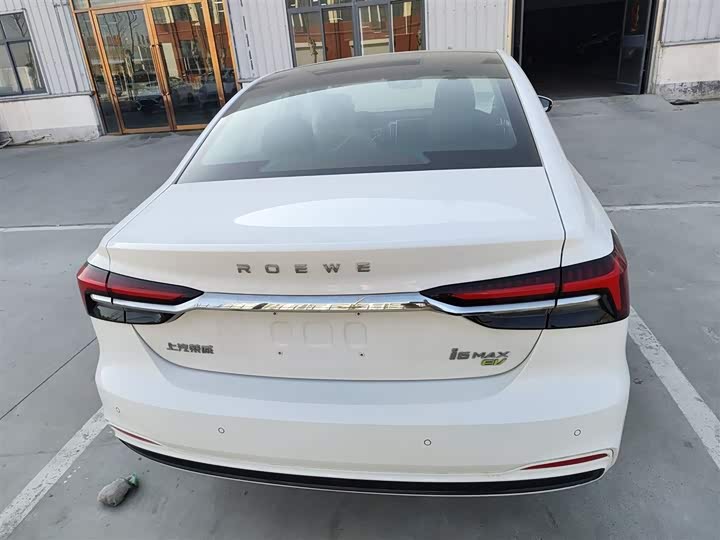 Фото 6 - Roewe i6 Max EV