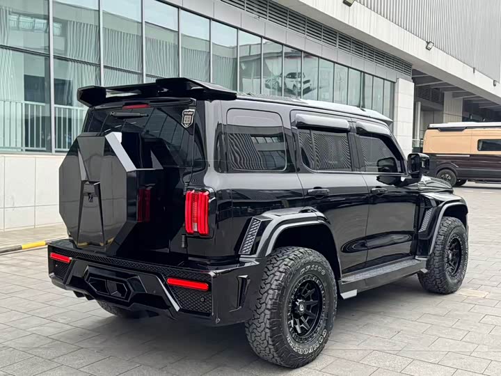 Фото 7 - Tank 300