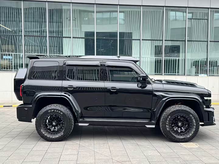 Фото 8 - Tank 300