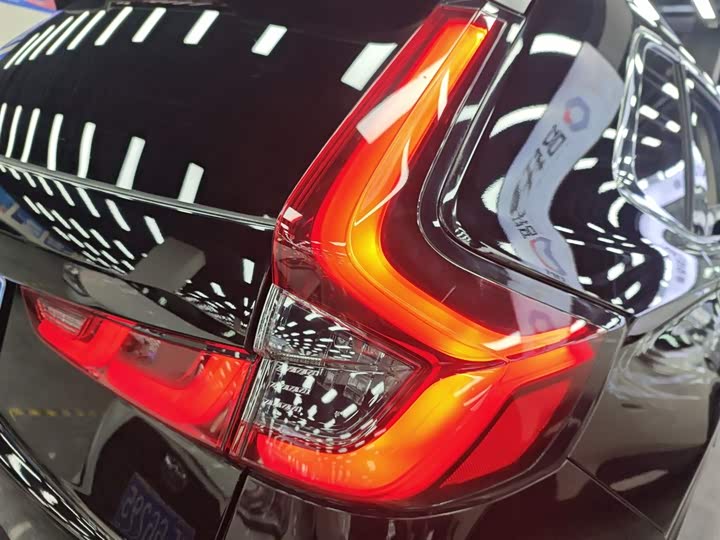 Фото 8 - Honda CR-V