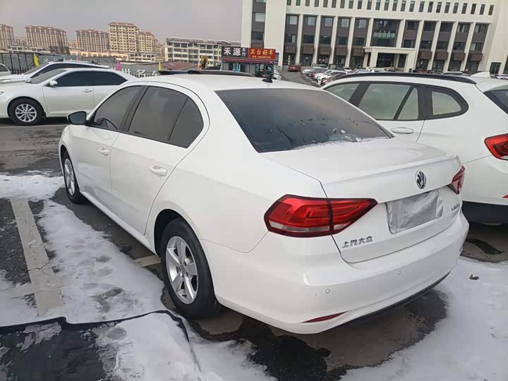 Фото 5 - Volkswagen Lavida