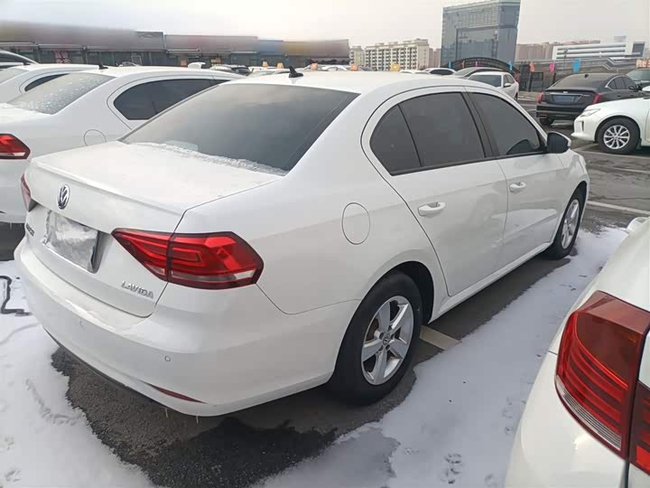 Фото 7 - Volkswagen Lavida