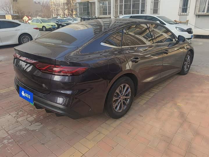 Фото 3 - BYD Qin L
