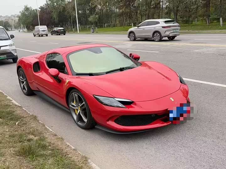 Фото 1 - Ferrari 296