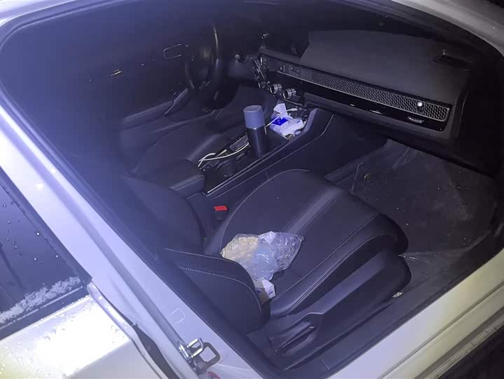 Фото 8 - Honda Civic