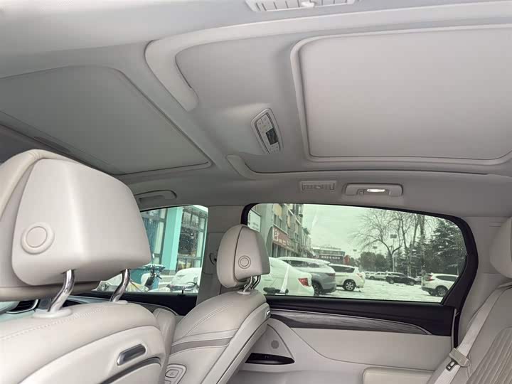 Фото 6 - Buick GL8 ES