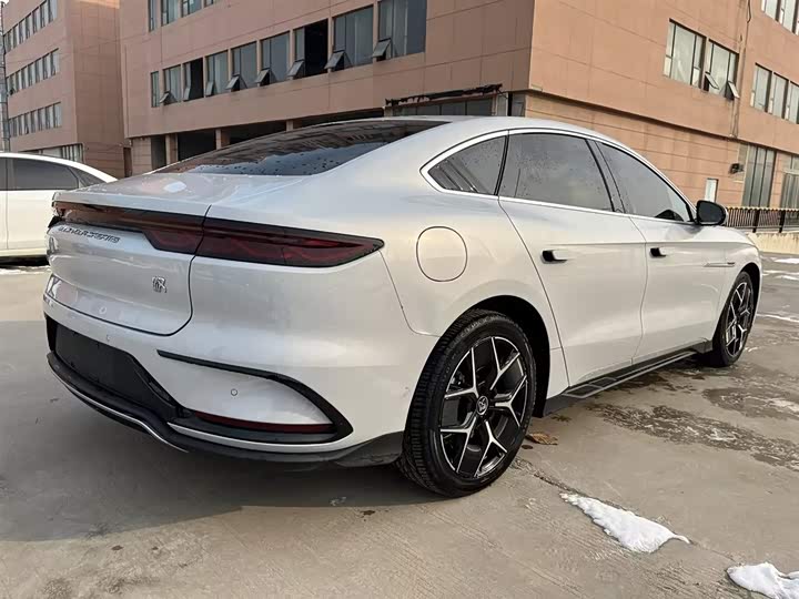 Фото 5 - BYD Han