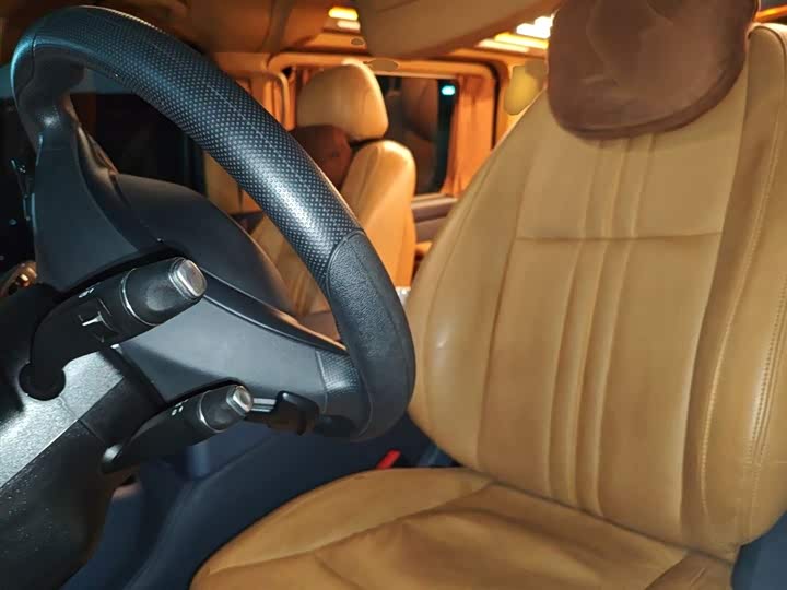 Фото 8 - Mercedes-Benz Vito