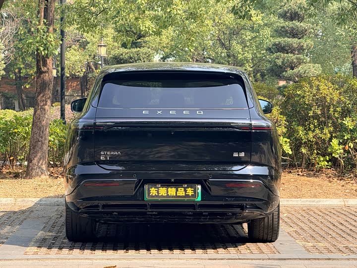 Фото 5 - Exeed Sterra ET