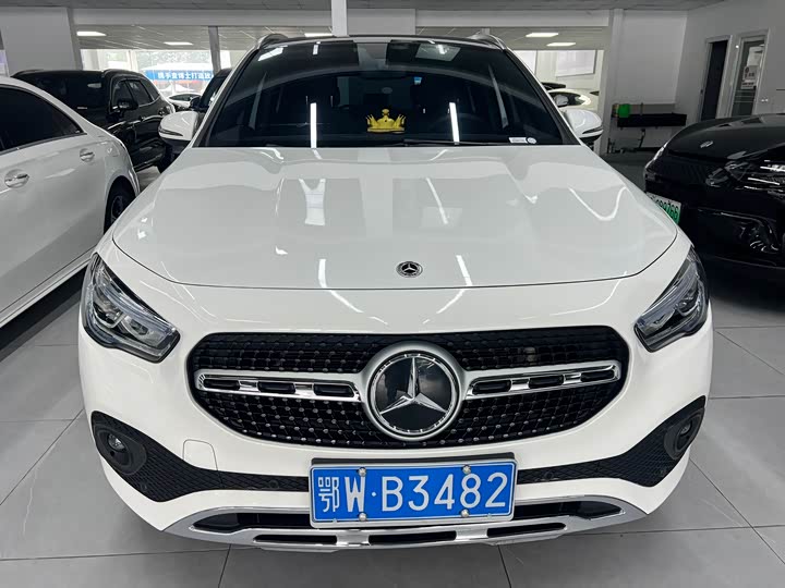 Фото 3 - Mercedes-Benz GLA-Class